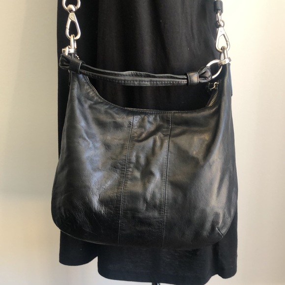 Coach leather crossbody/purse - Picture 16 of 17